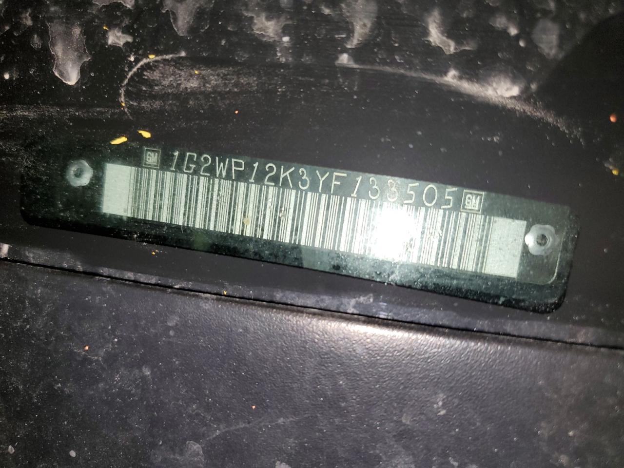 2000 Pontiac Grand Prix - Image 13