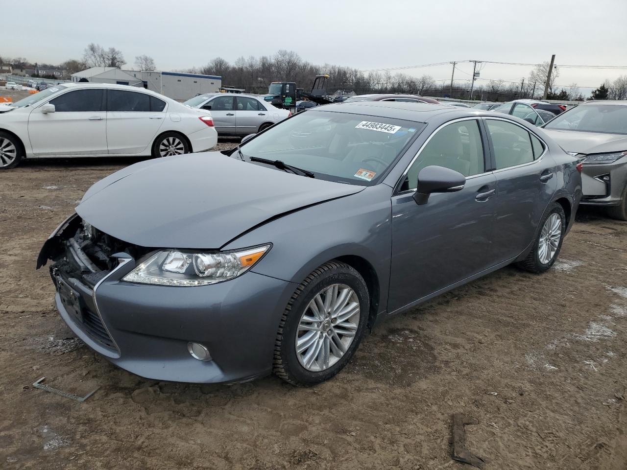 2013 Lexus ES - Image 1