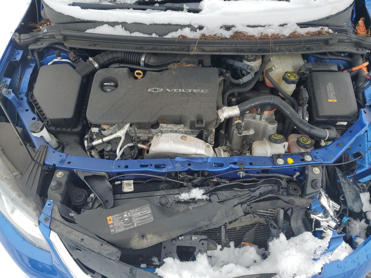 2017 Chevrolet Volt - Image 11