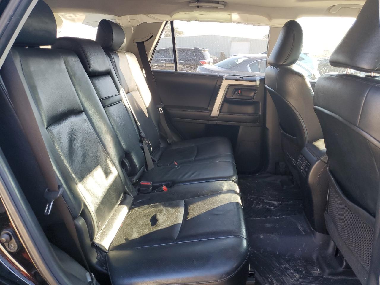 2010 Toyota 4Runner - Image 10