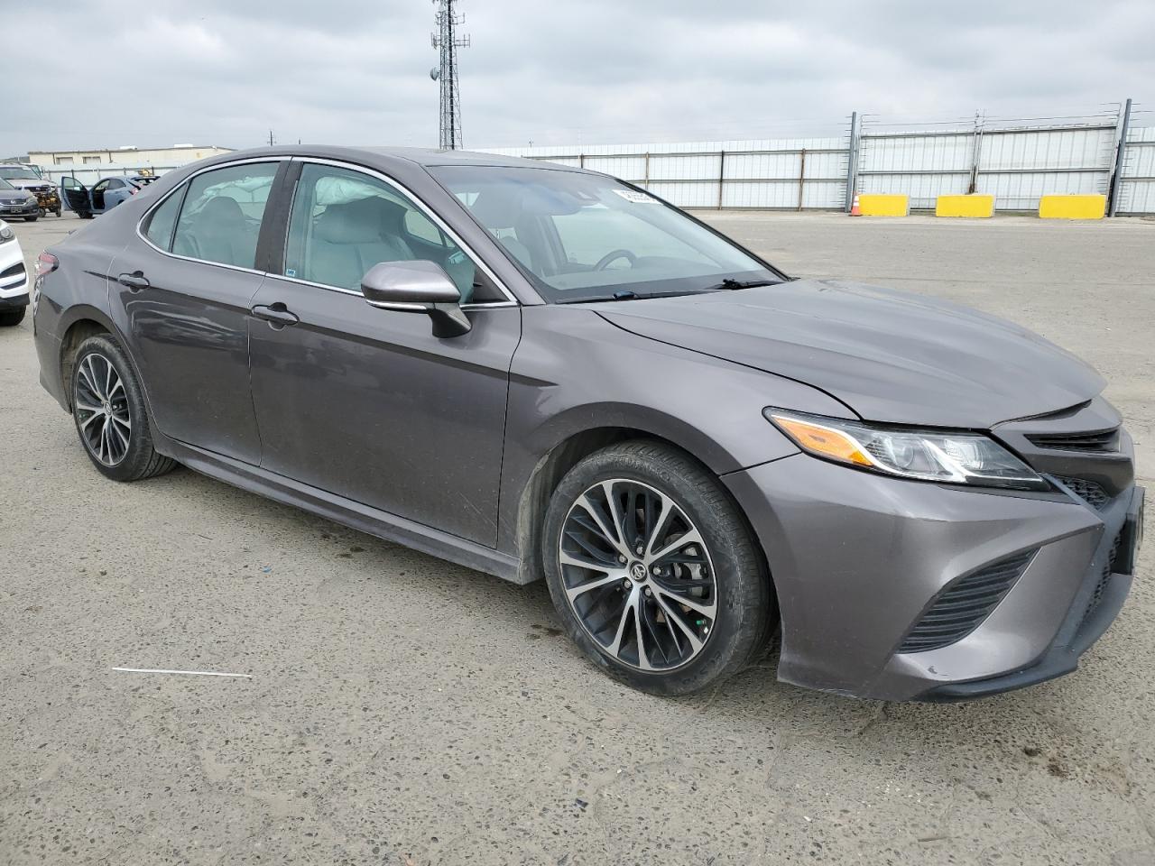 2019 Toyota Camry - Image 4