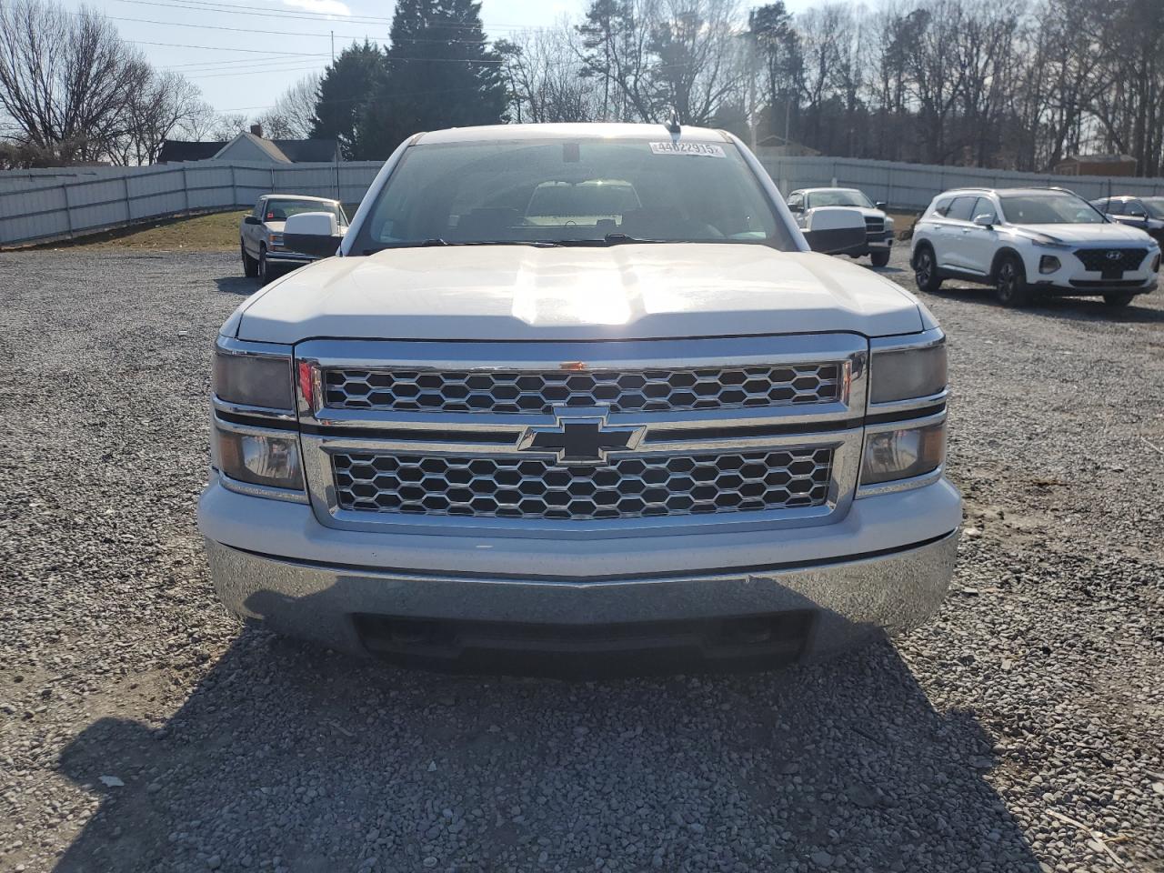 2015 Chevrolet Silverado - Image 5