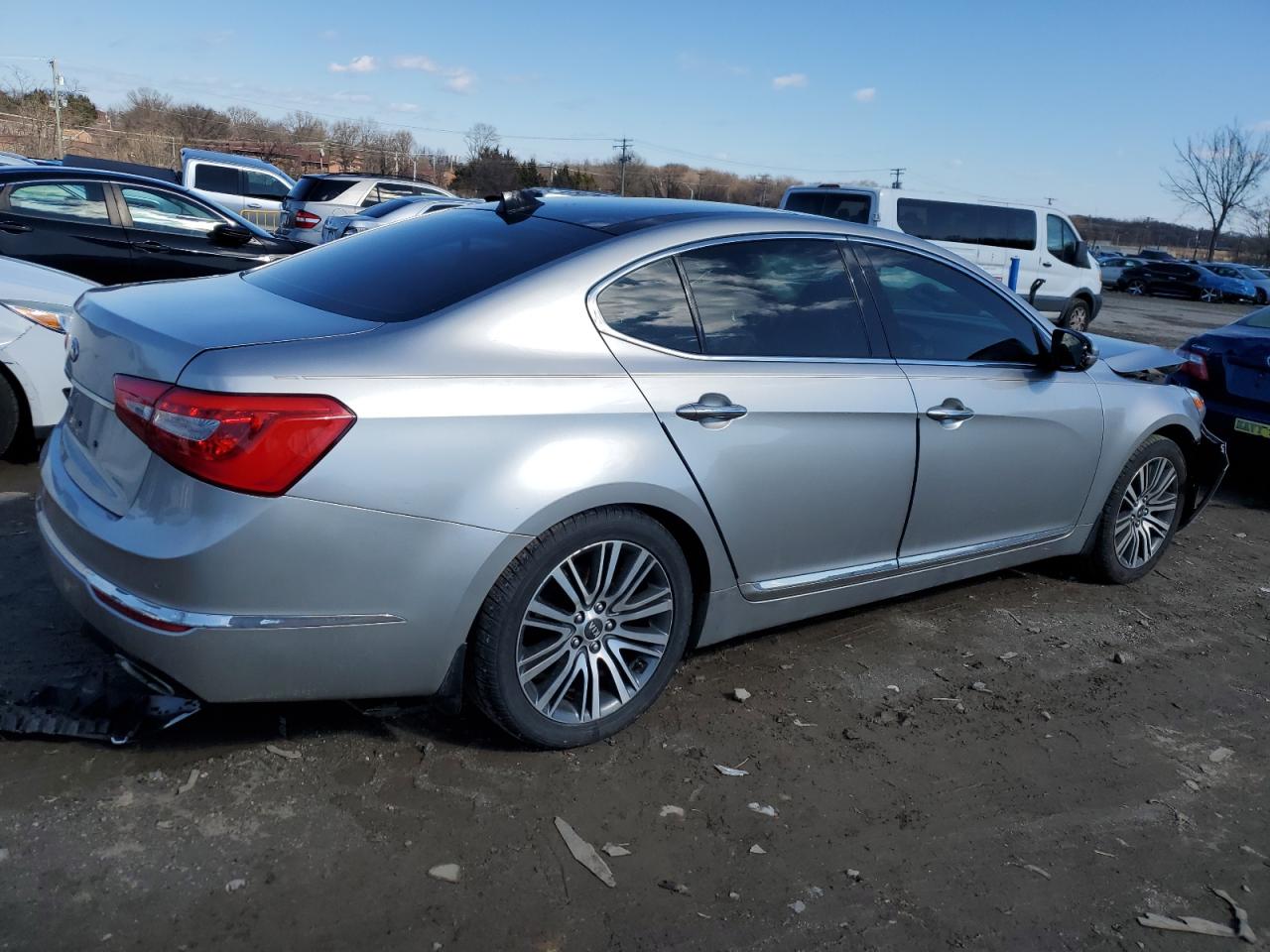 2014 Kia Cadenza - Image 3