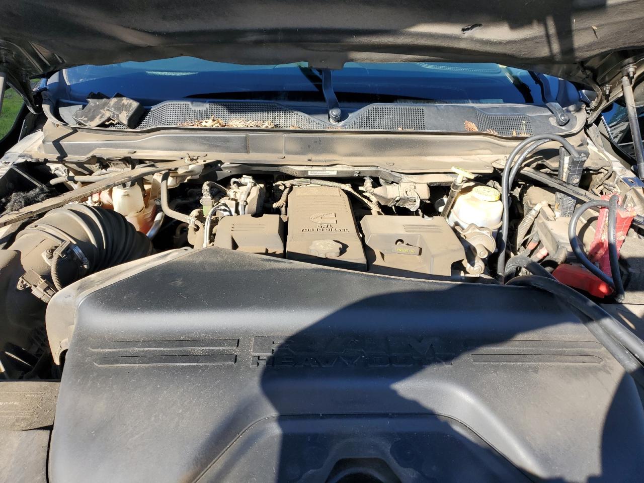 2022 RAM 3500 - Image 12
