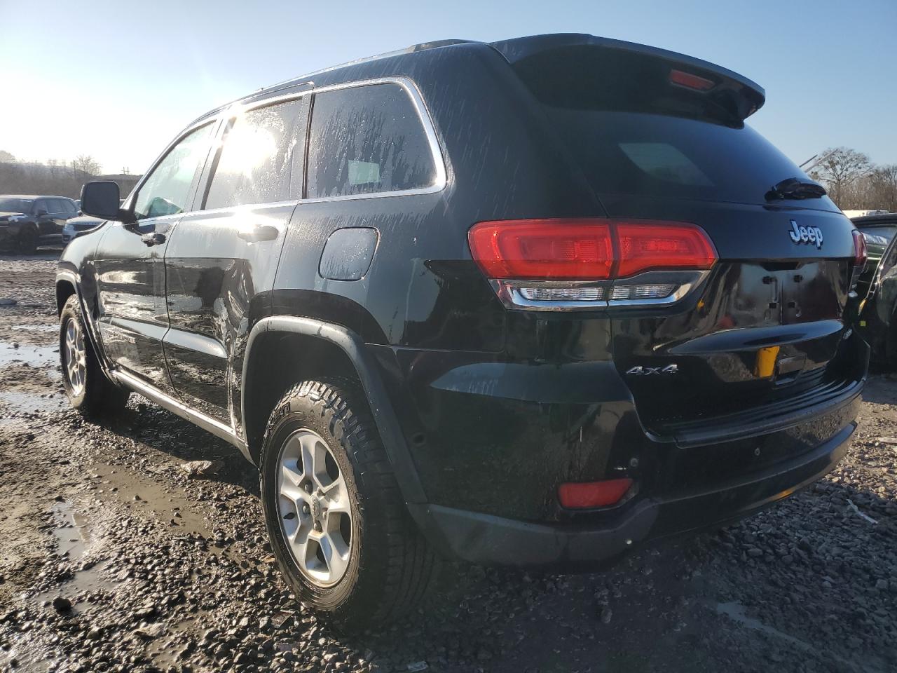 2017 Jeep Grand Cherokee - Image 2