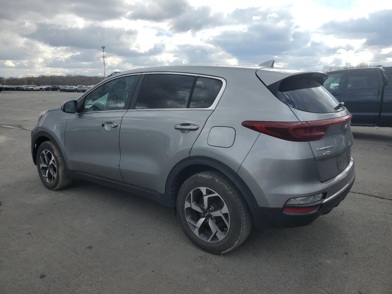 2021 Kia Sportage - Image 2