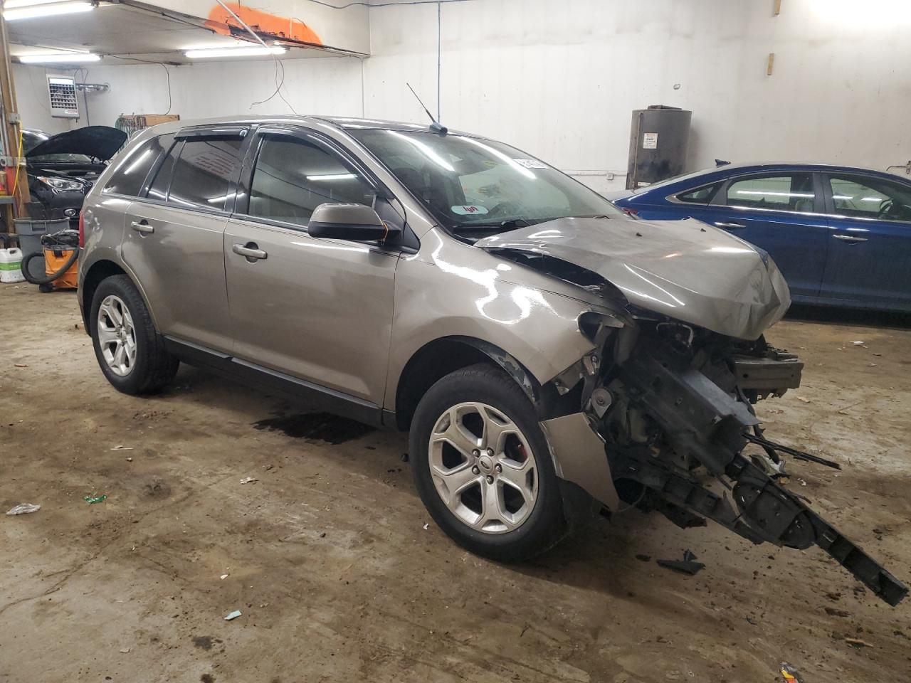 2014 Ford Edge - Image 4