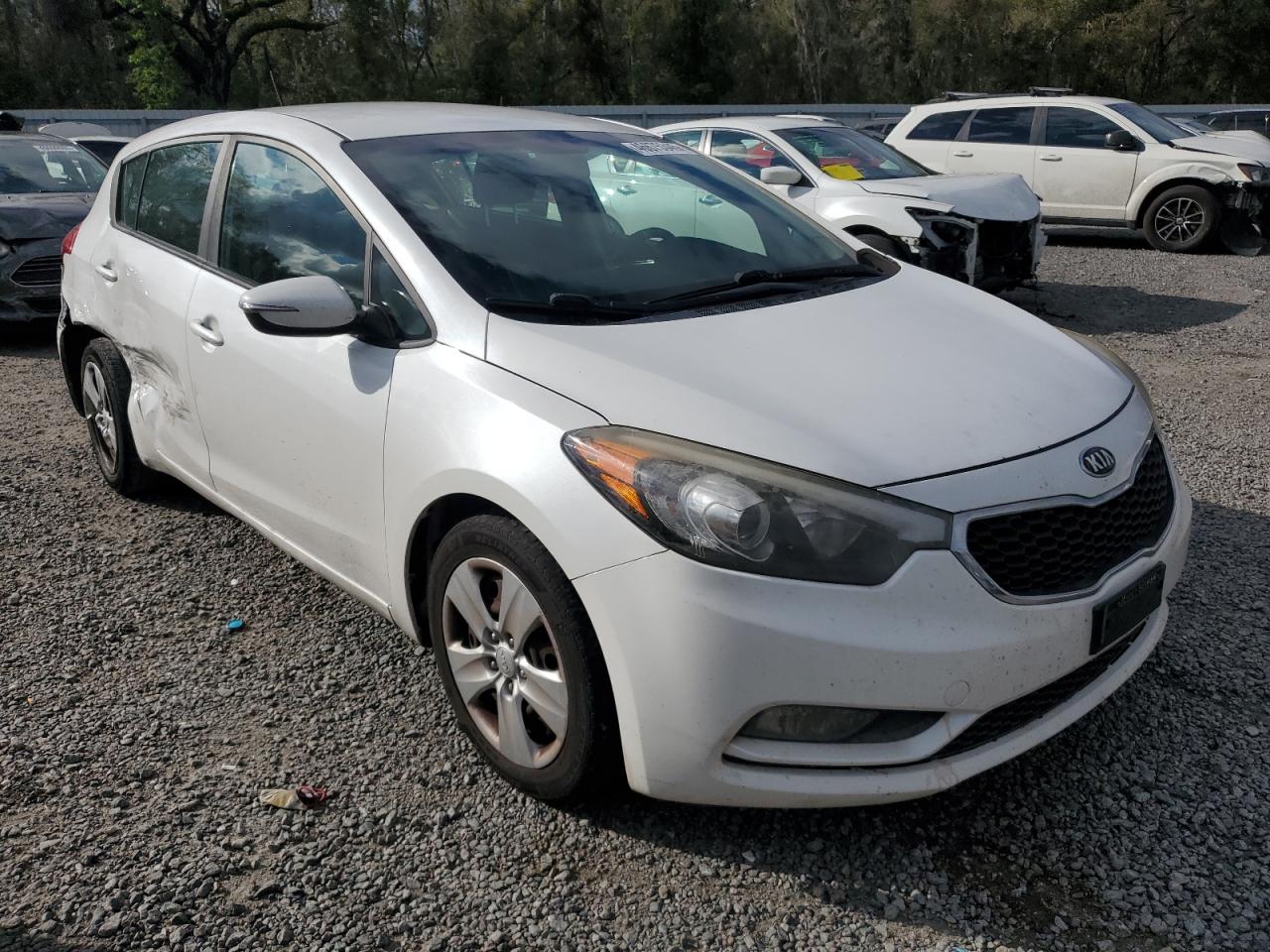 2016 Kia Forte - Image 4