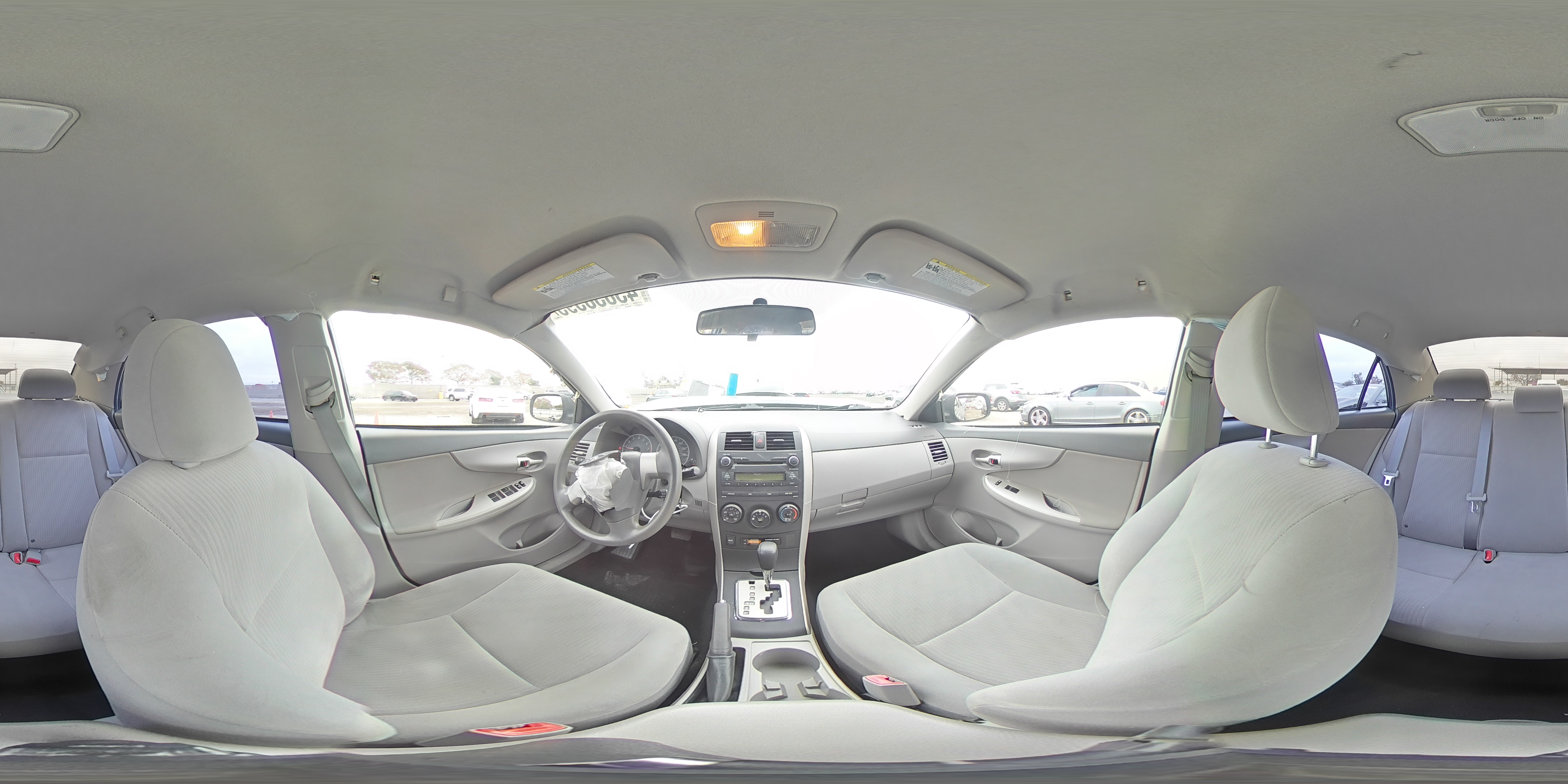 2010 Toyota Corolla - Image 12