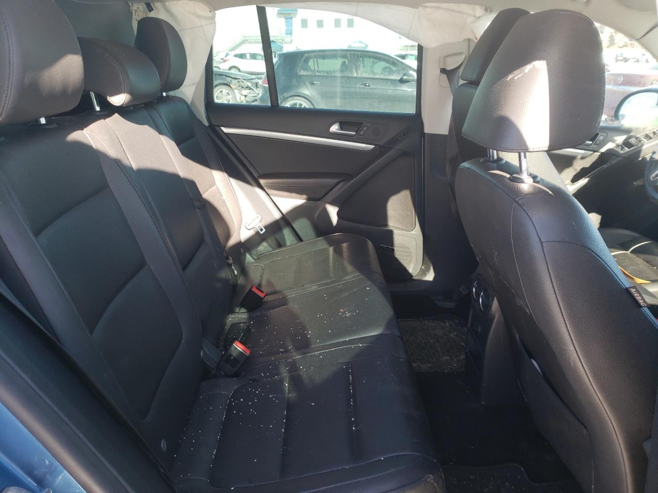 2017 Volkswagen Tiguan Com VIN: WVGMVZAX8HK022976 Lot: 43806905