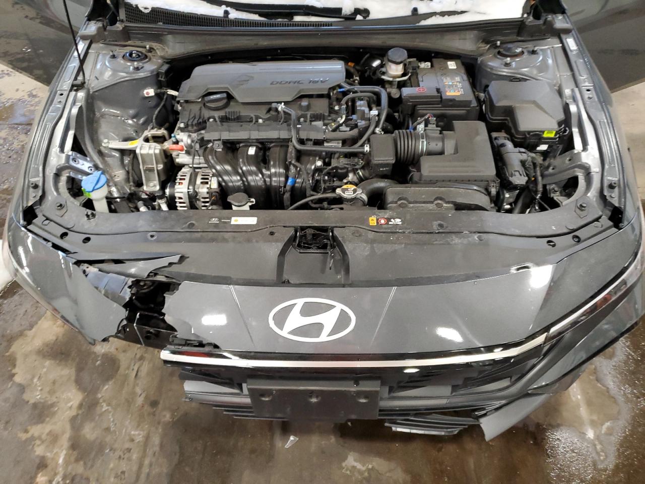 2024 Hyundai Elantra - Image 13