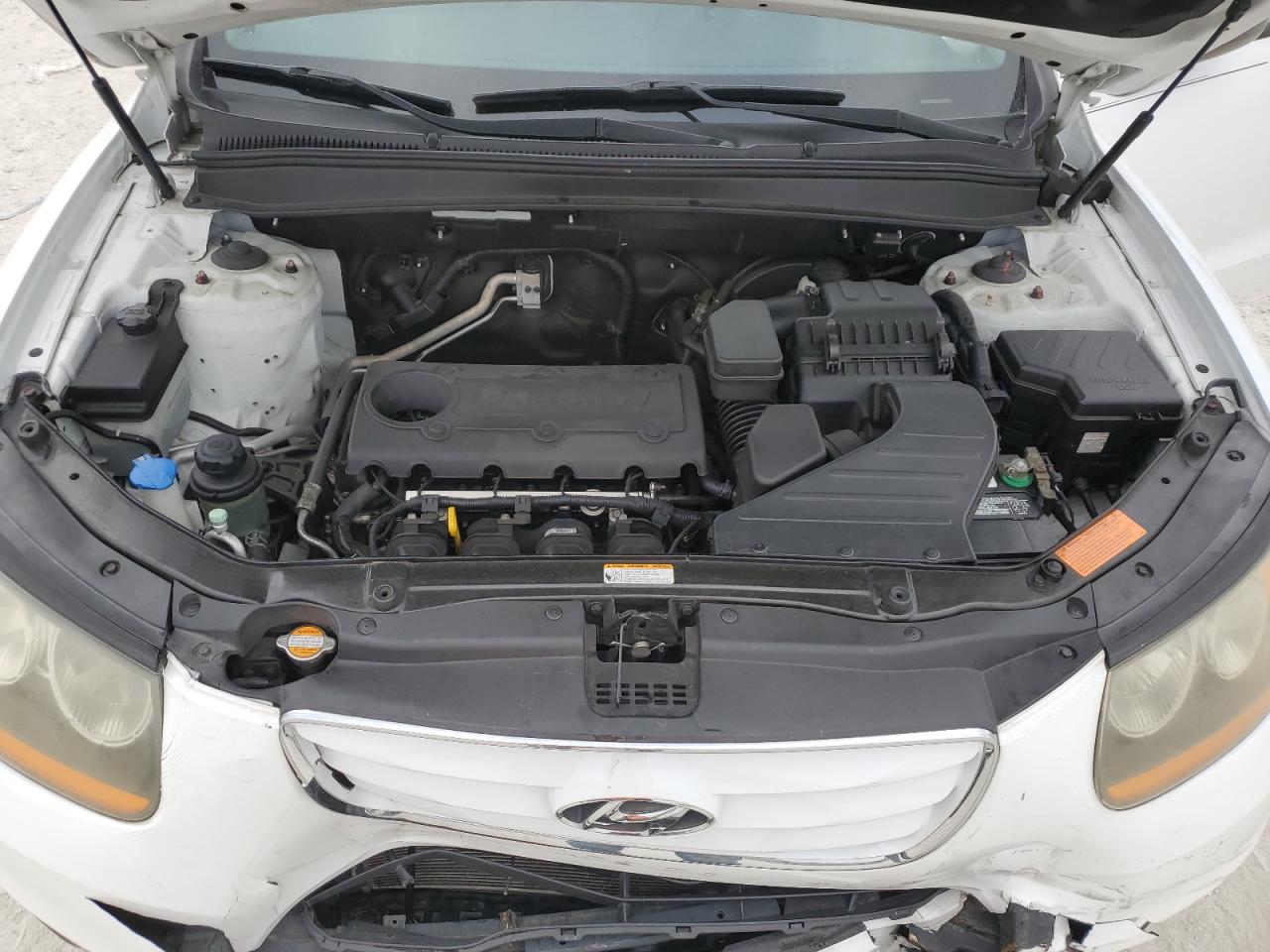 2011 Hyundai Santa Fe - Image 12