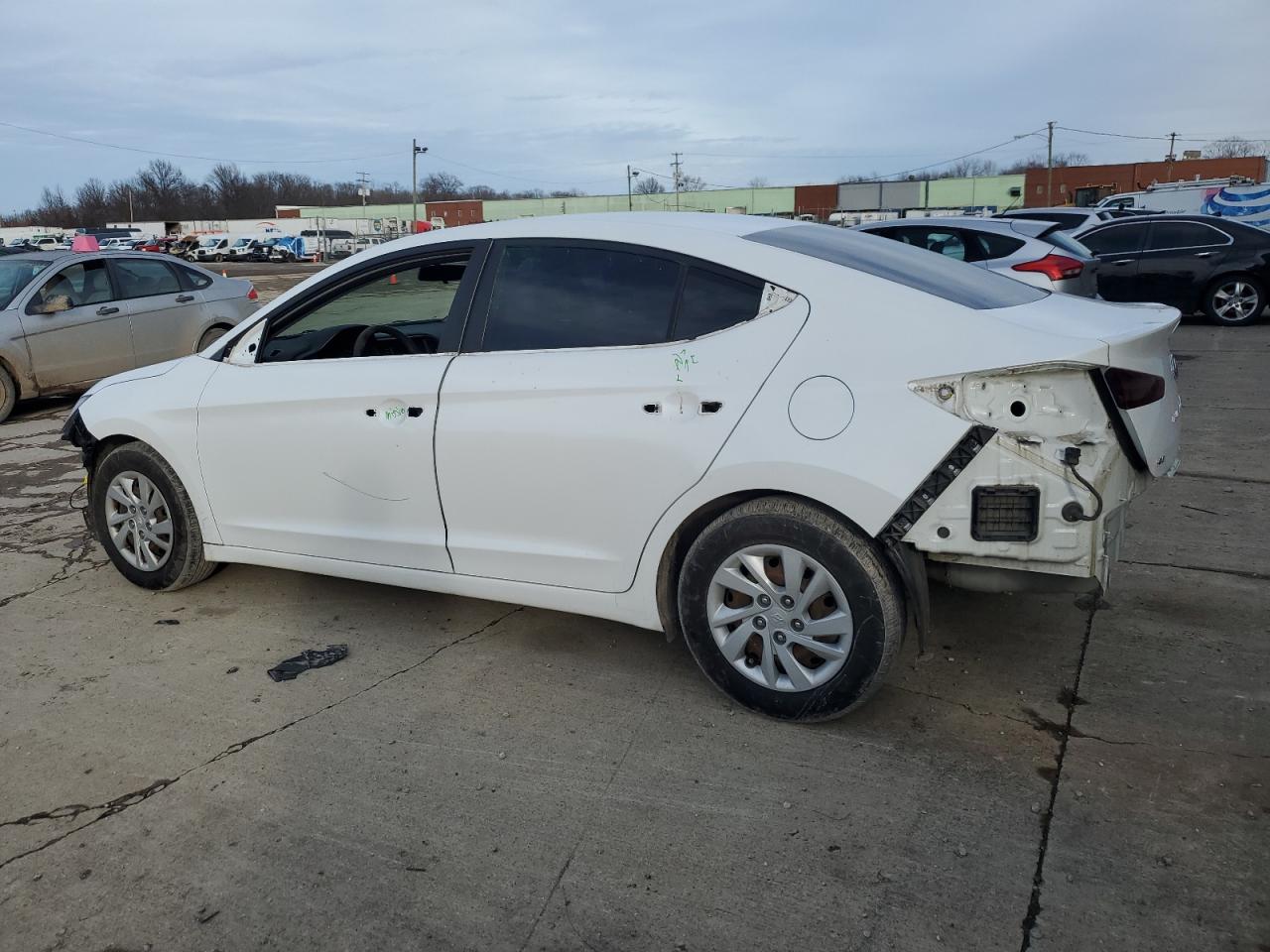 2019 Hyundai Elantra - Image 2