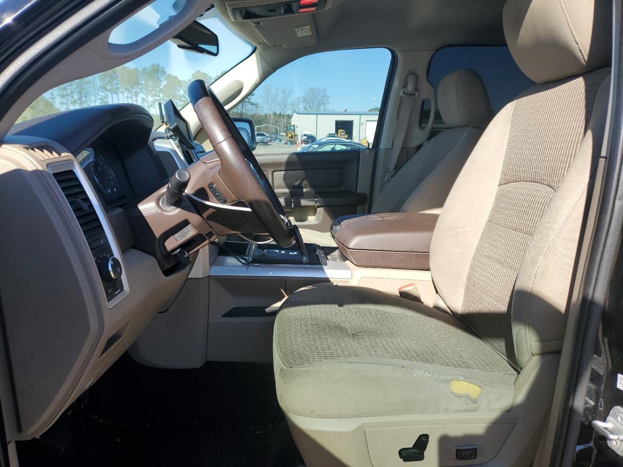 2012 Dodge RAM - Image 7