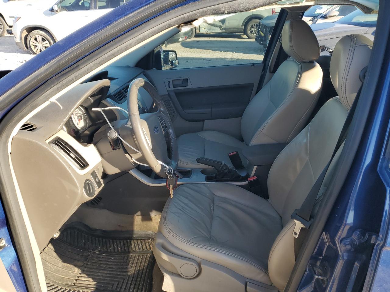 2009 Ford Focus - Image 7