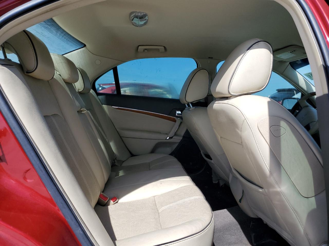 2010 Lincoln MKZ - Image 10
