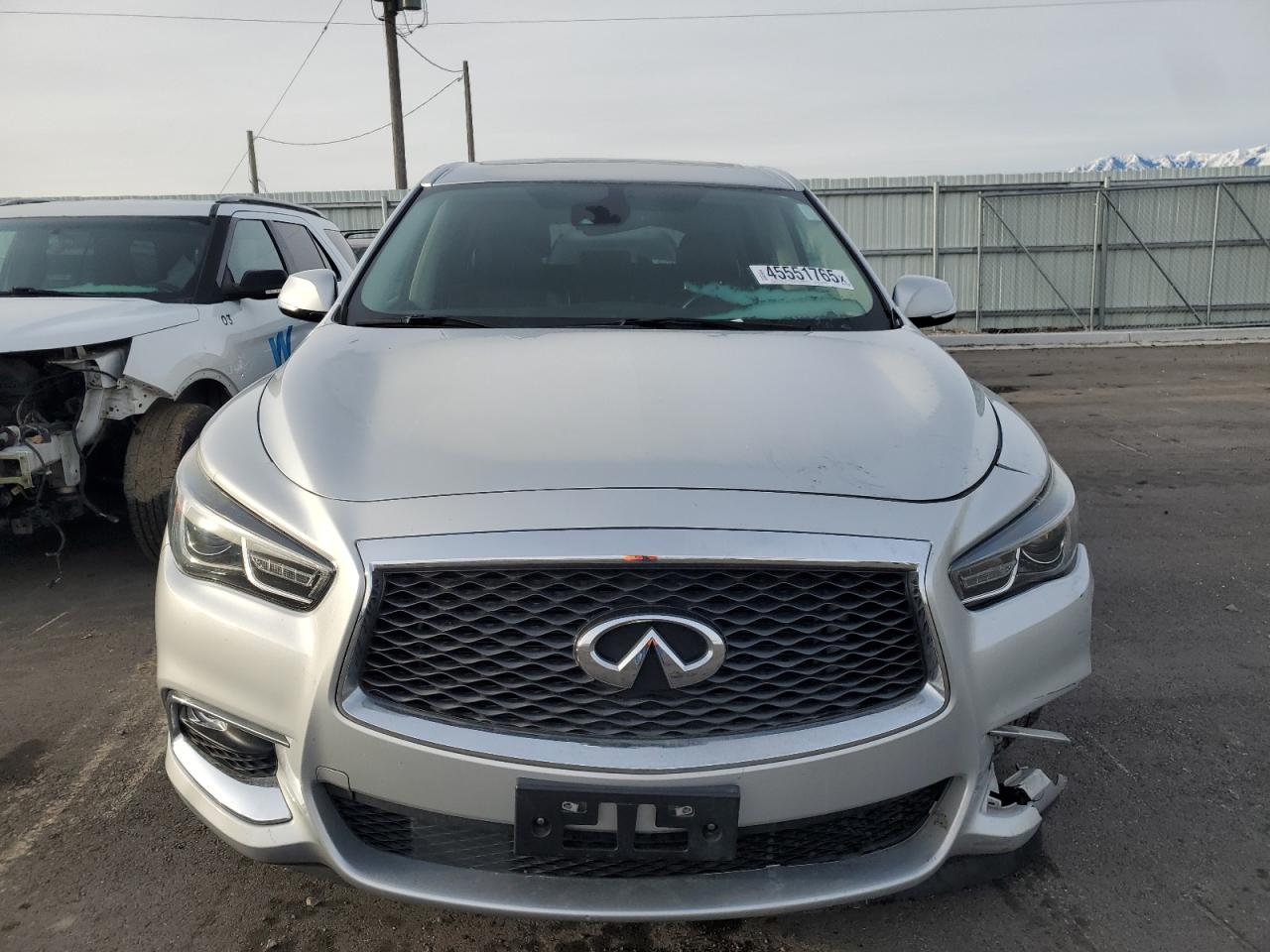 2020 Infiniti QX60 - Image 5
