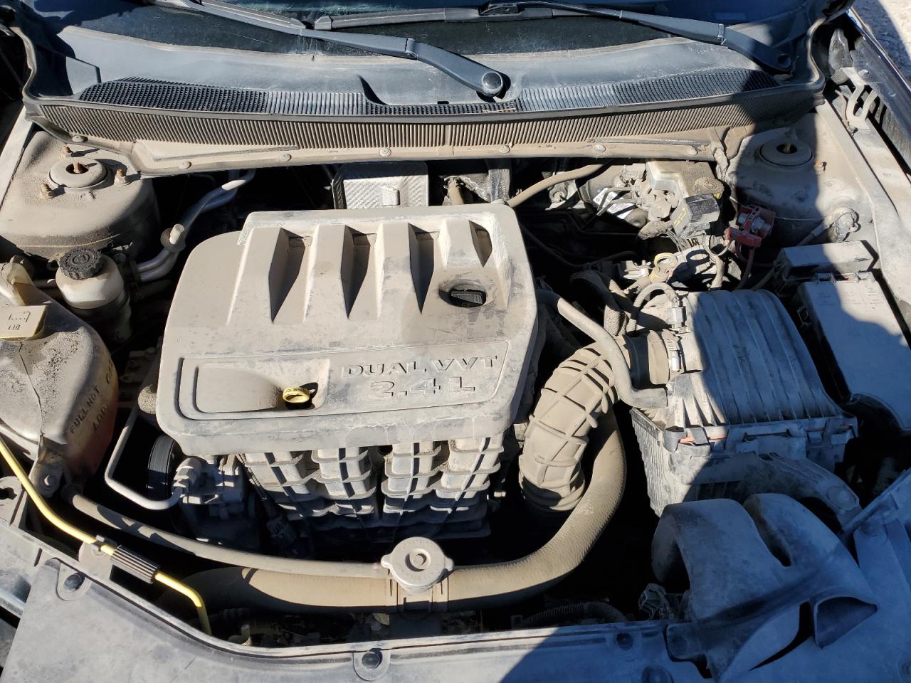 2008 Chrysler Sebring - Image 12