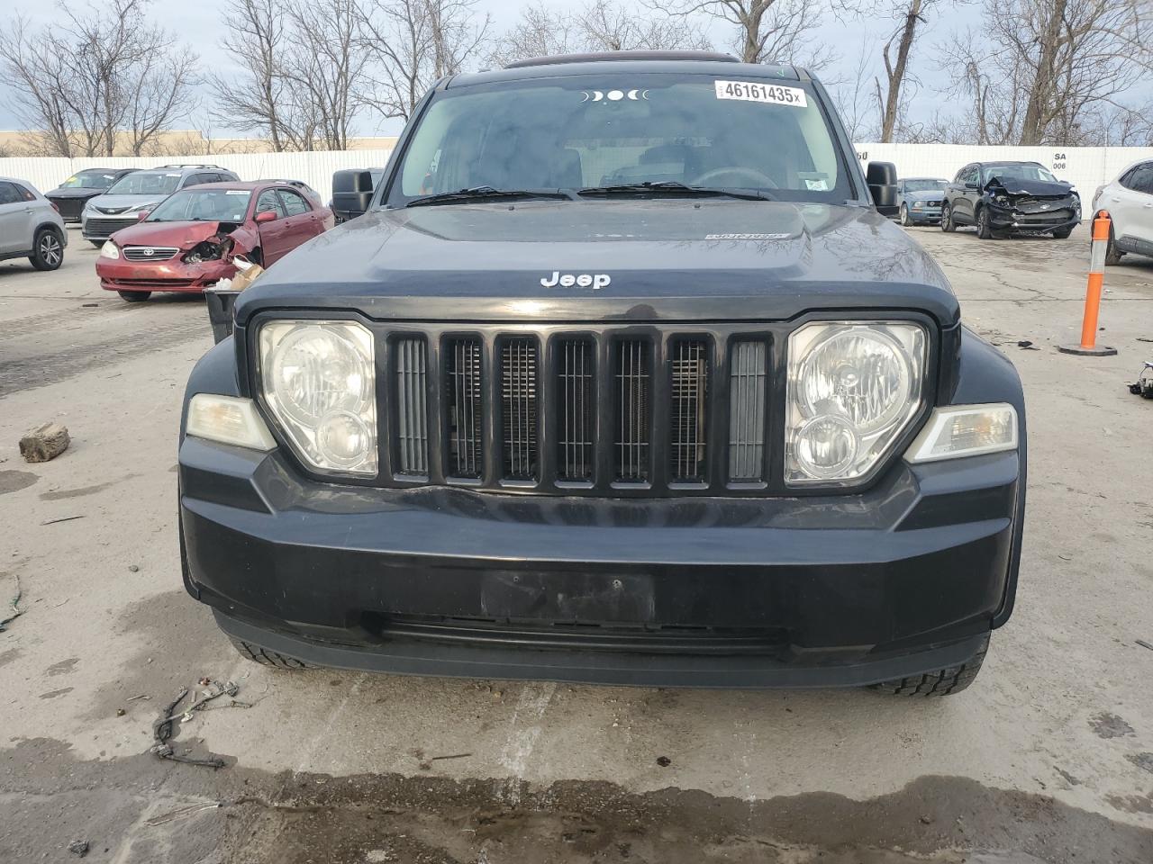 2010 Jeep Liberty (North America) - Image 5