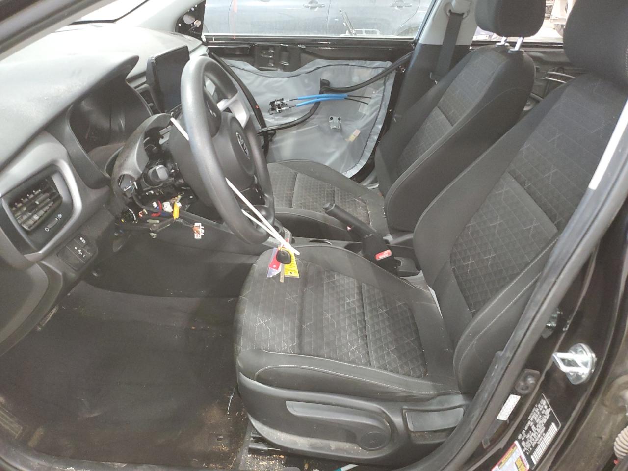 2021 Kia Rio - Image 7