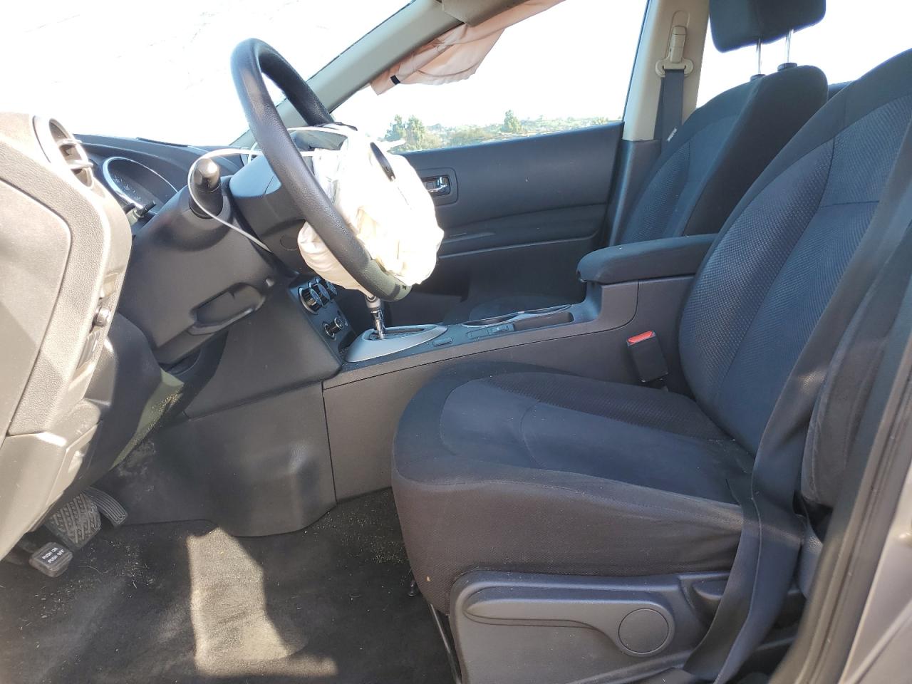 2014 Nissan Rogue - Image 7
