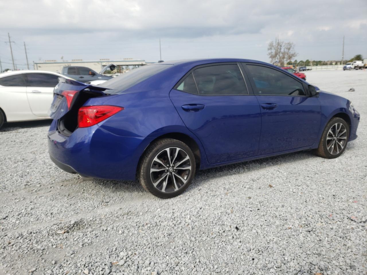 2017 Toyota Corolla - Image 3