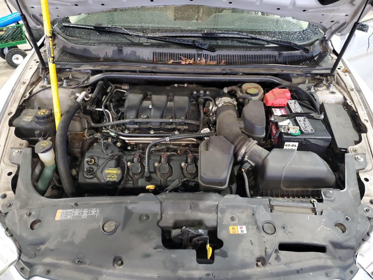 2013 Ford Taurus - Image 11