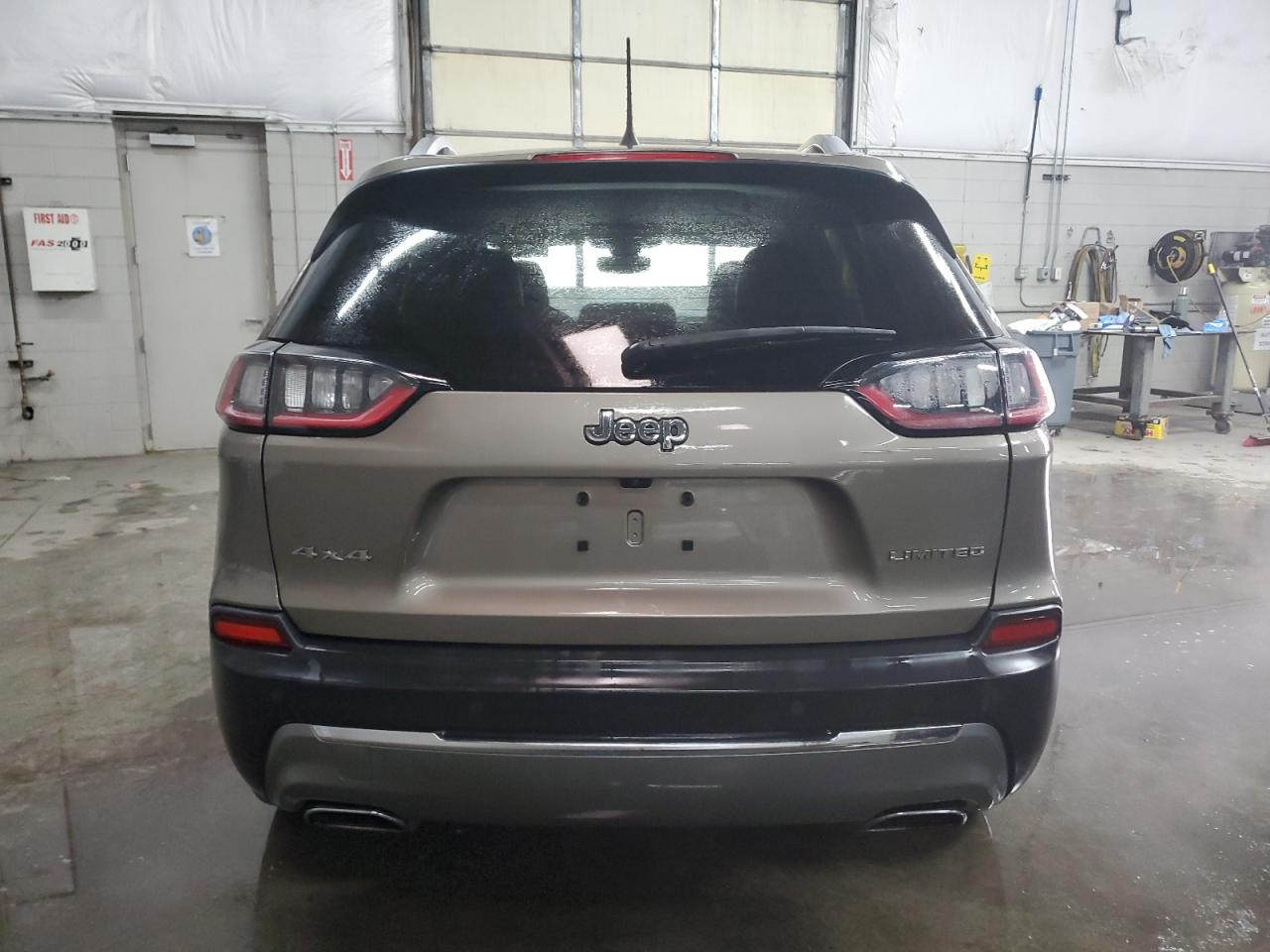 2020 Jeep Grand Cherokee - Image 6