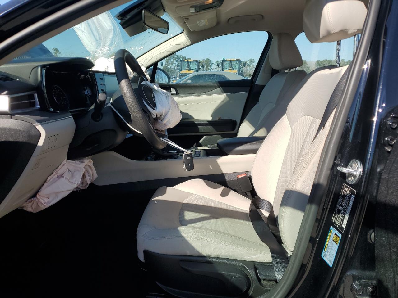 2021 Kia K5 - Image 7