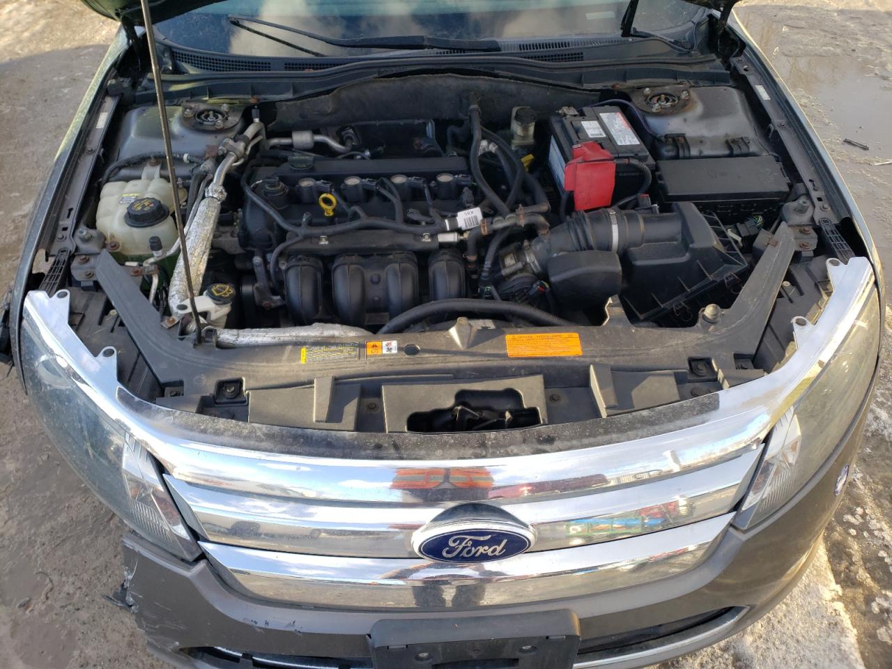 2010 Ford Fusion - Image 11