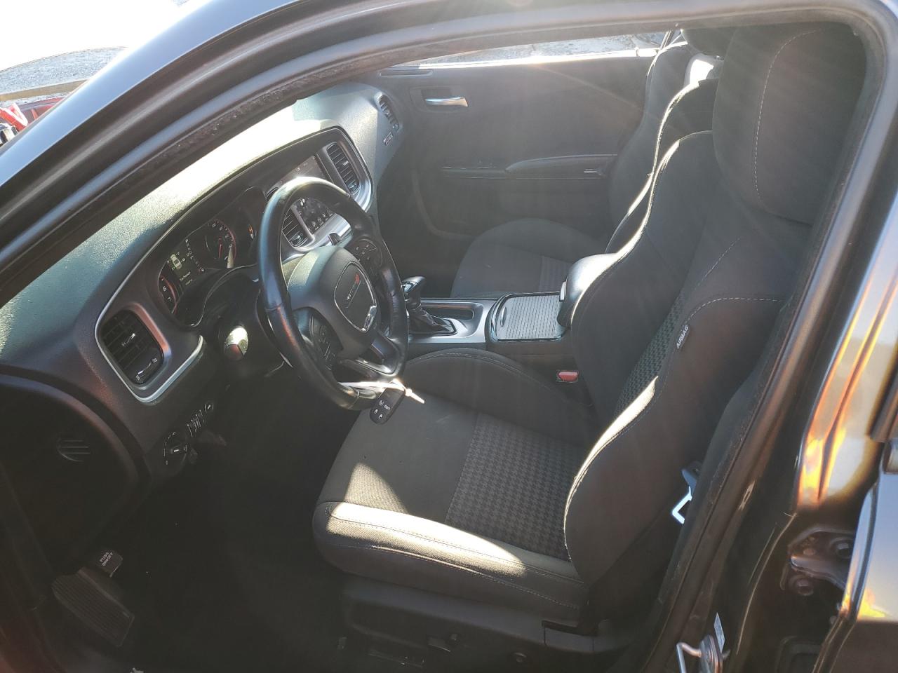 2019 Dodge Charger - Image 7