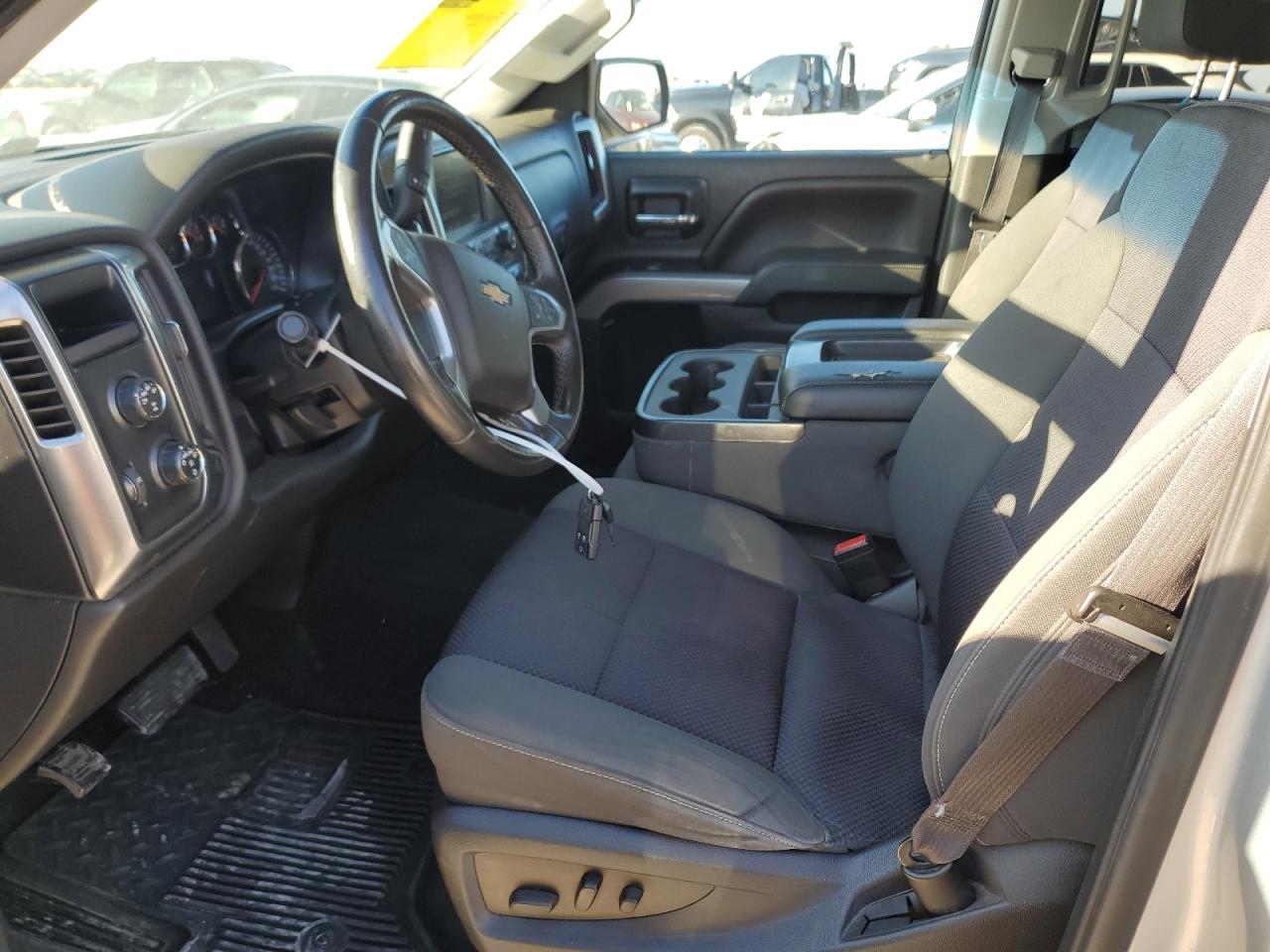 2014 Chevrolet Silverado - Image 7