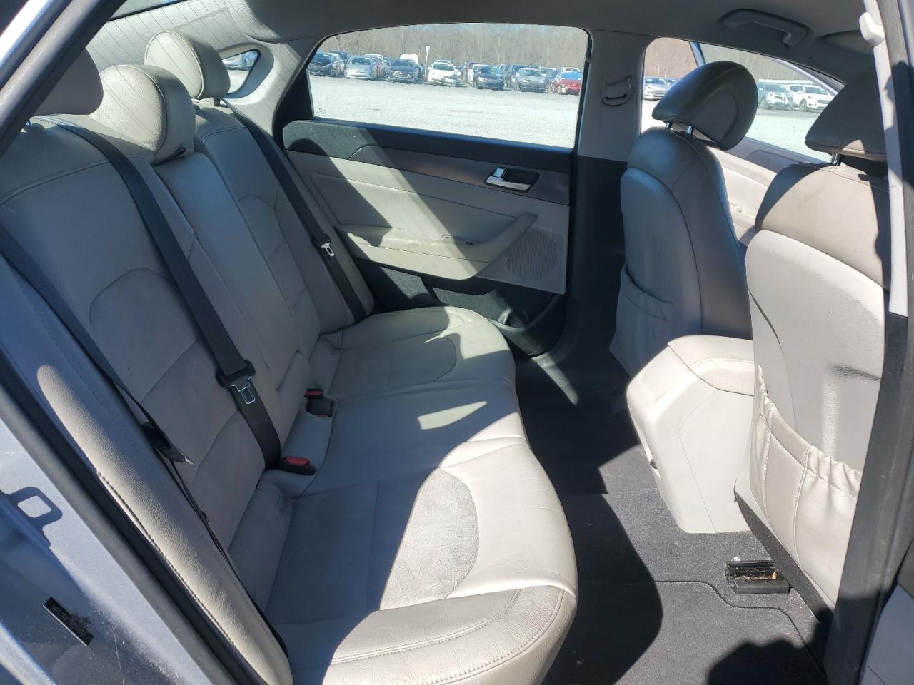 2015 Hyundai Sonata - Image 10