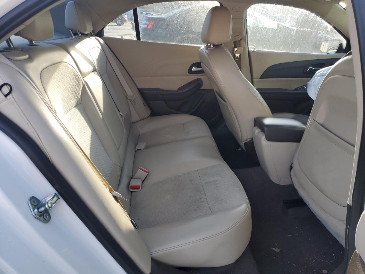 2013 Chevrolet Malibu - Image 10