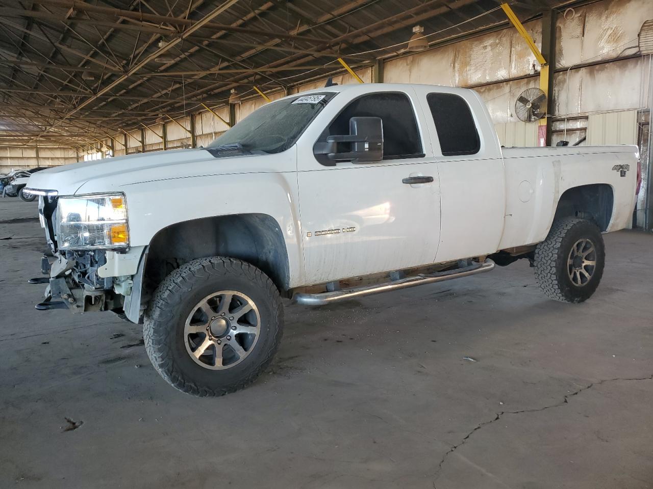 2009 Chevrolet Silverado - Image 1