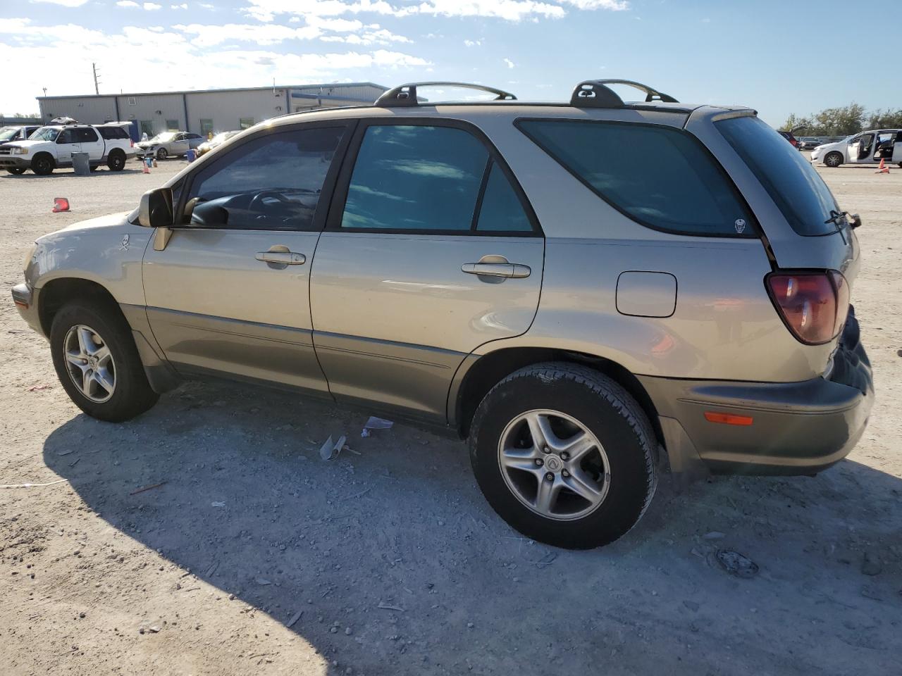 1999 Lexus RX - Image 2