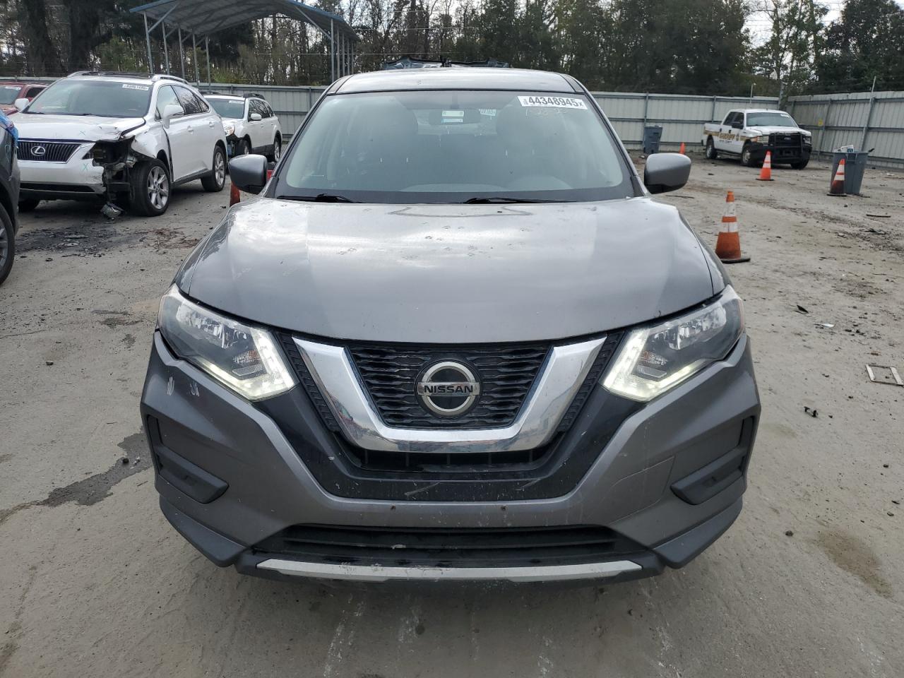 2018 Nissan Rogue - Image 5