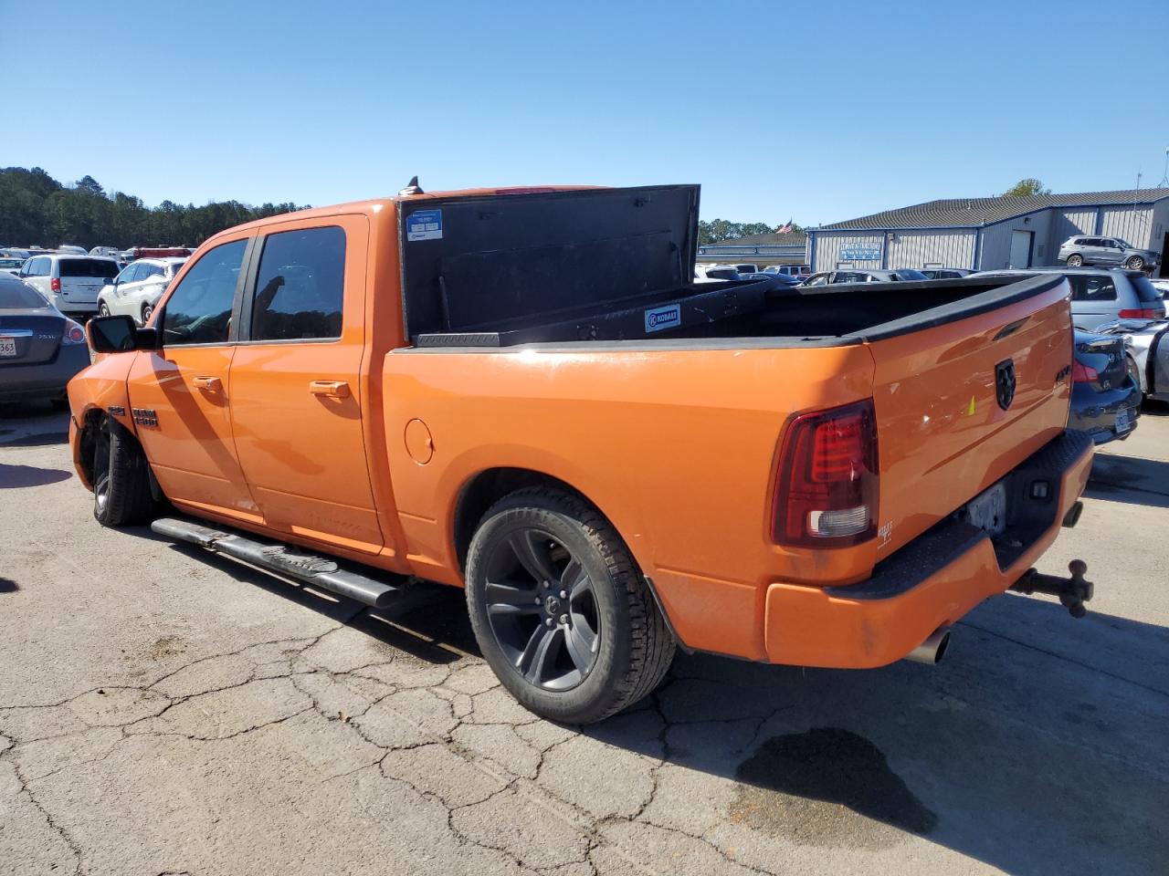 2015 RAM 1500 - Image 2