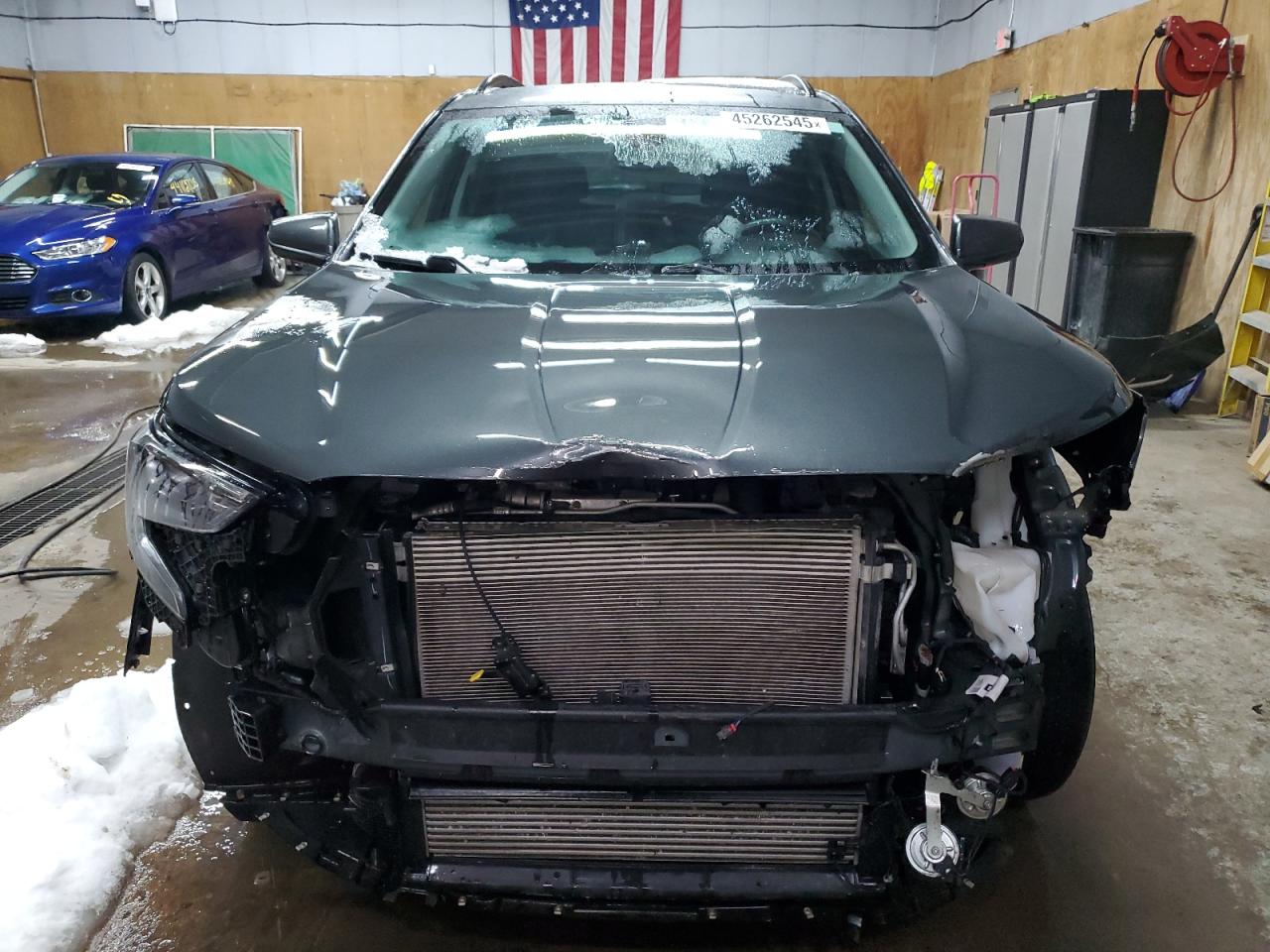 2021 GMC Terrain - Image 5
