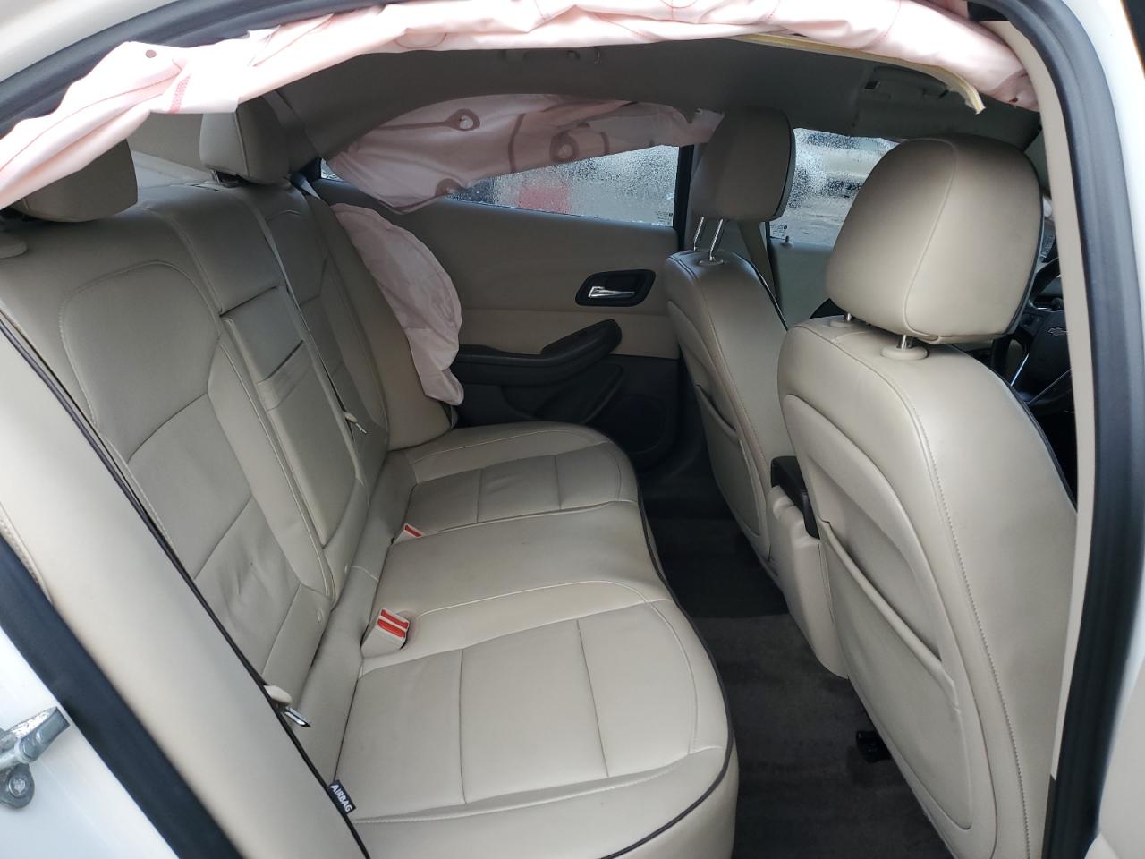2013 Chevrolet Malibu - Image 10