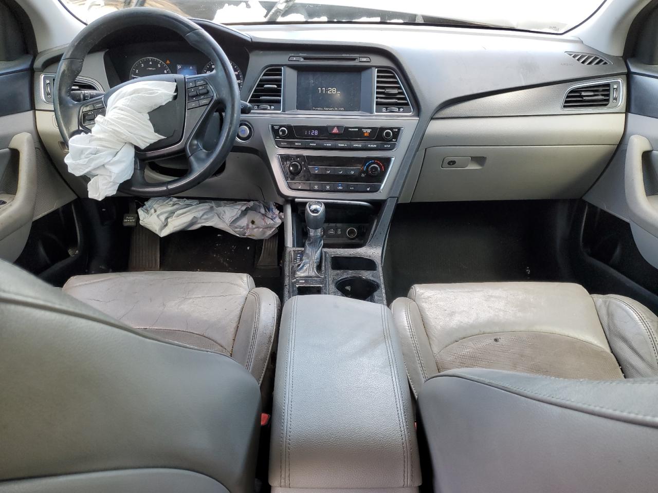 2017 Hyundai Sonata - Image 8