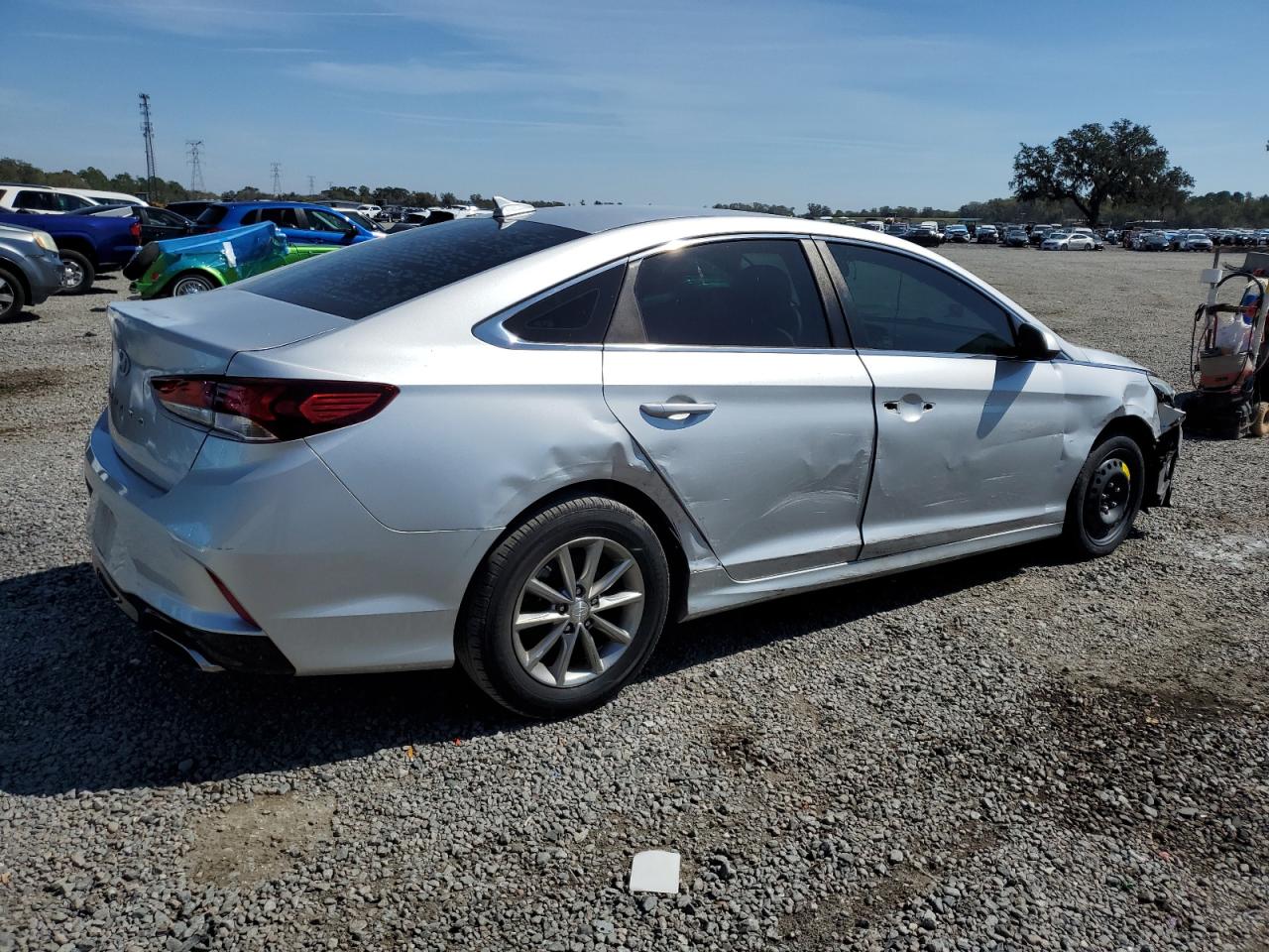 2018 Hyundai Sonata - Image 3