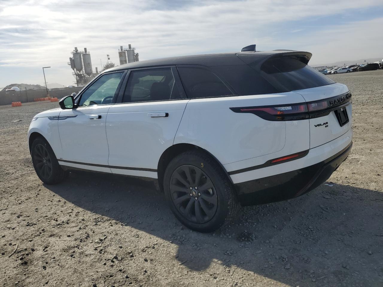 2021 Land Rover Range Rover - Image 2
