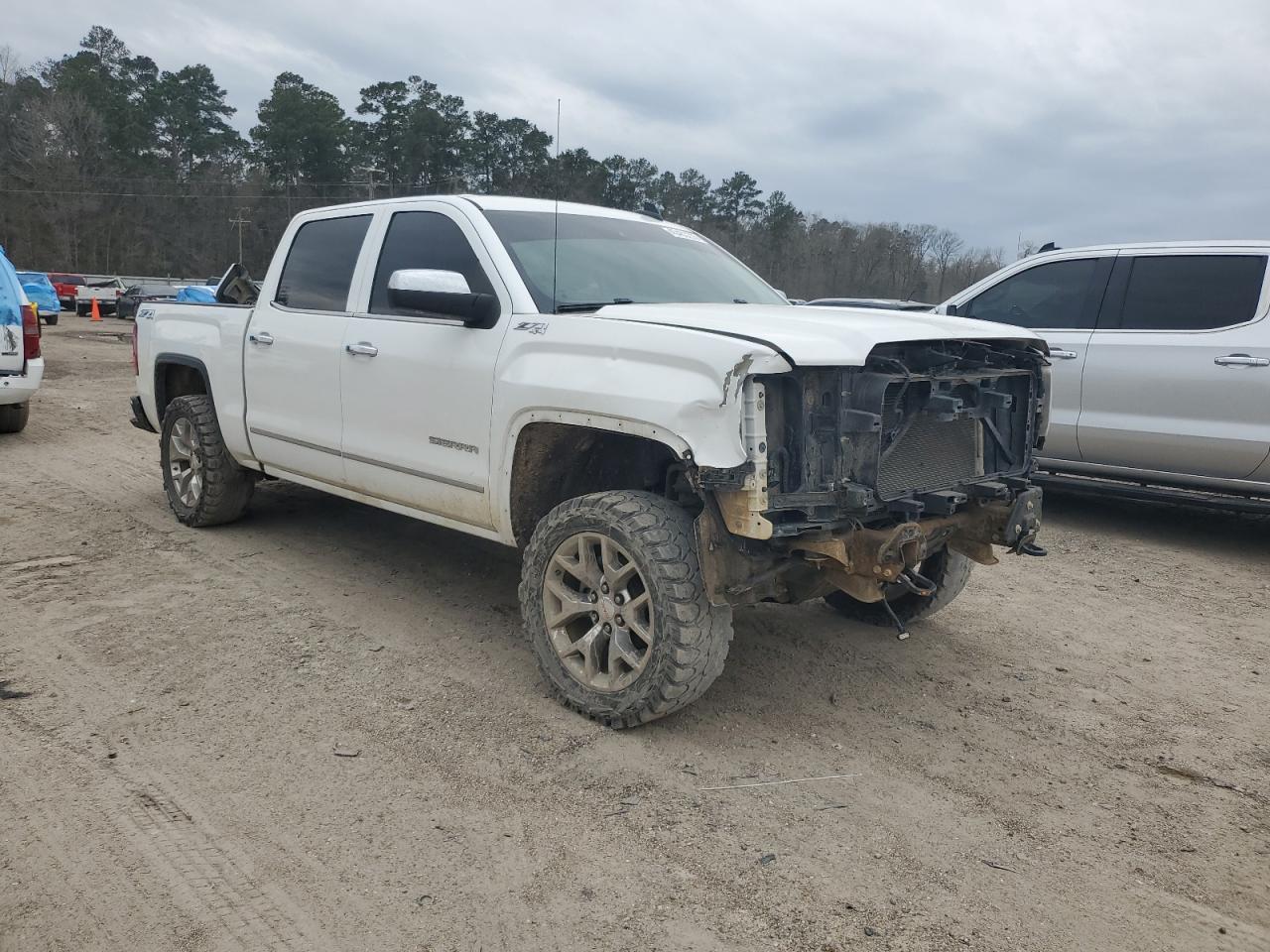 2015 GMC Sierra - Image 4