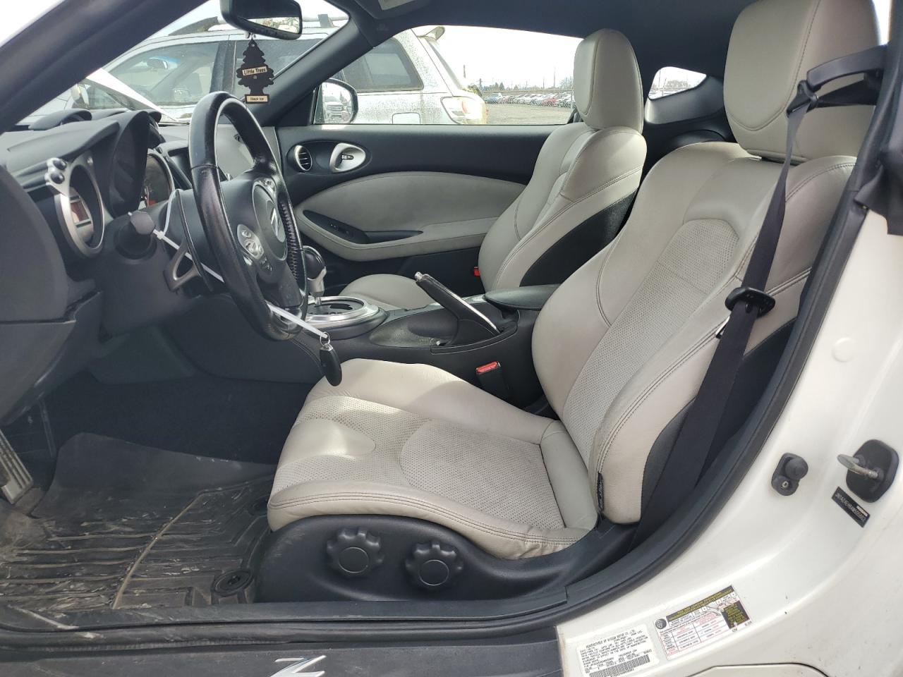 2010 Nissan 370Z - Image 7