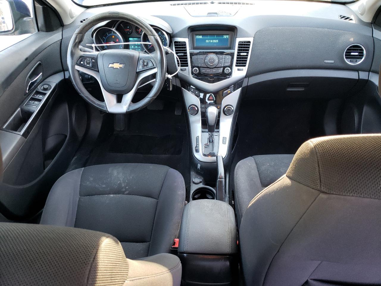 2013 Chevrolet Cruze - Image 8