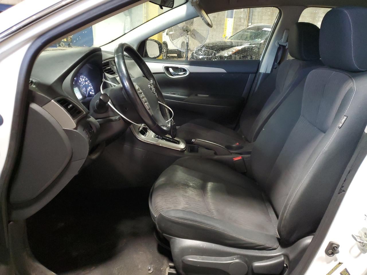 2015 Nissan Sentra - Image 7