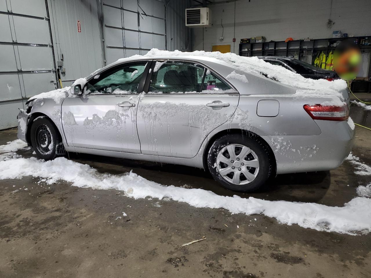 2010 Toyota Camry - Image 2