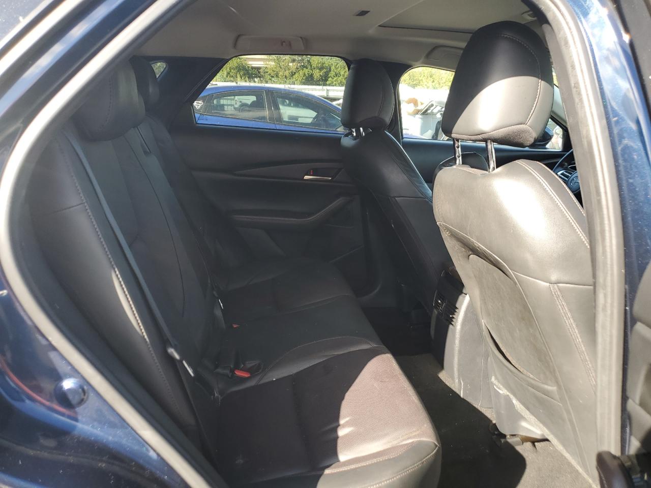 2022 Mazda CX-30 - Image 11