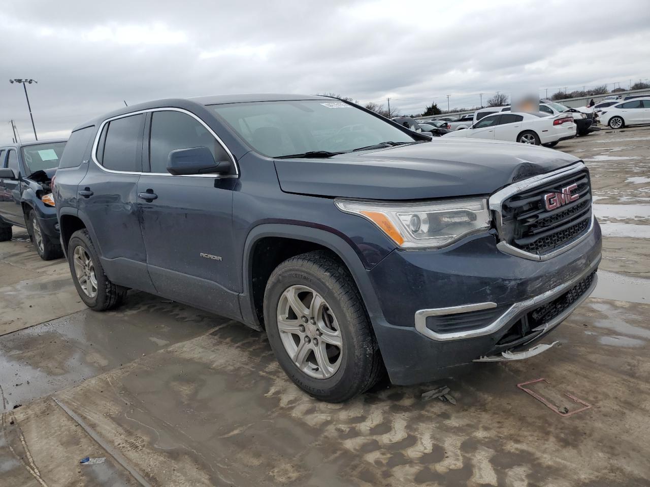 2017 GMC Acadia - Image 4
